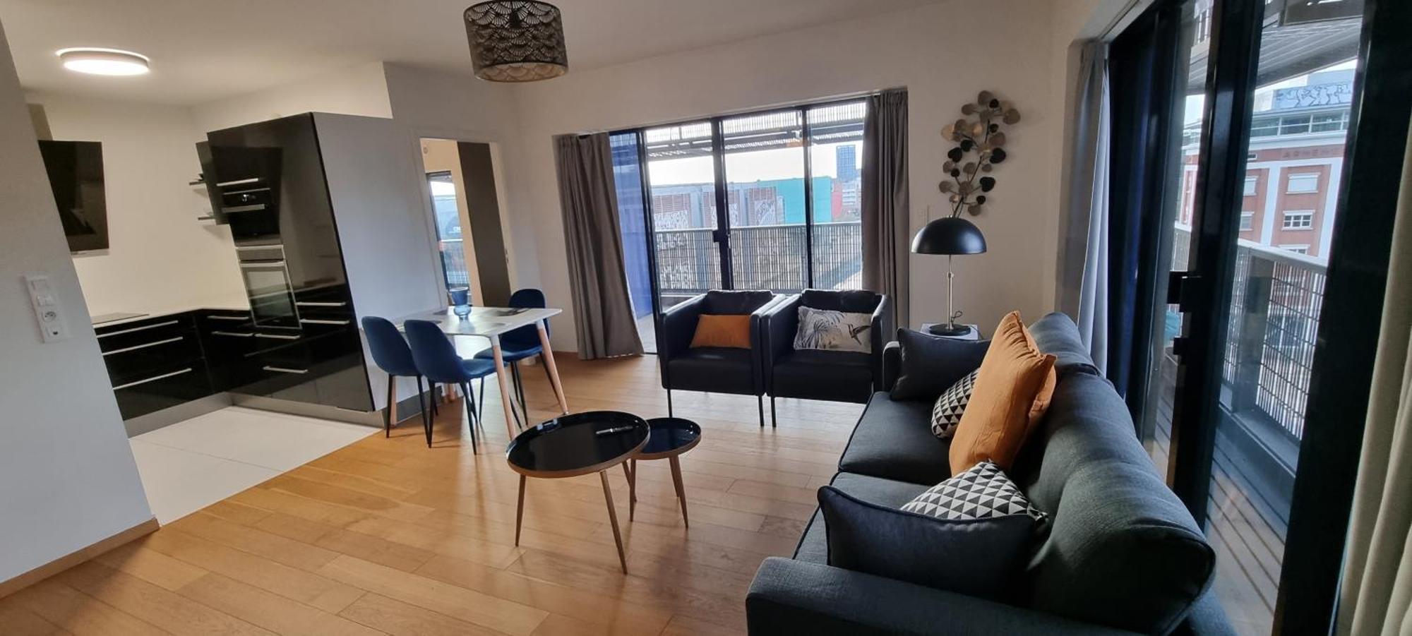 Bel Appartement Contemporain Avec Terrasse Climatisation Et Parking Payant En Option Strasbourg Exterior photo